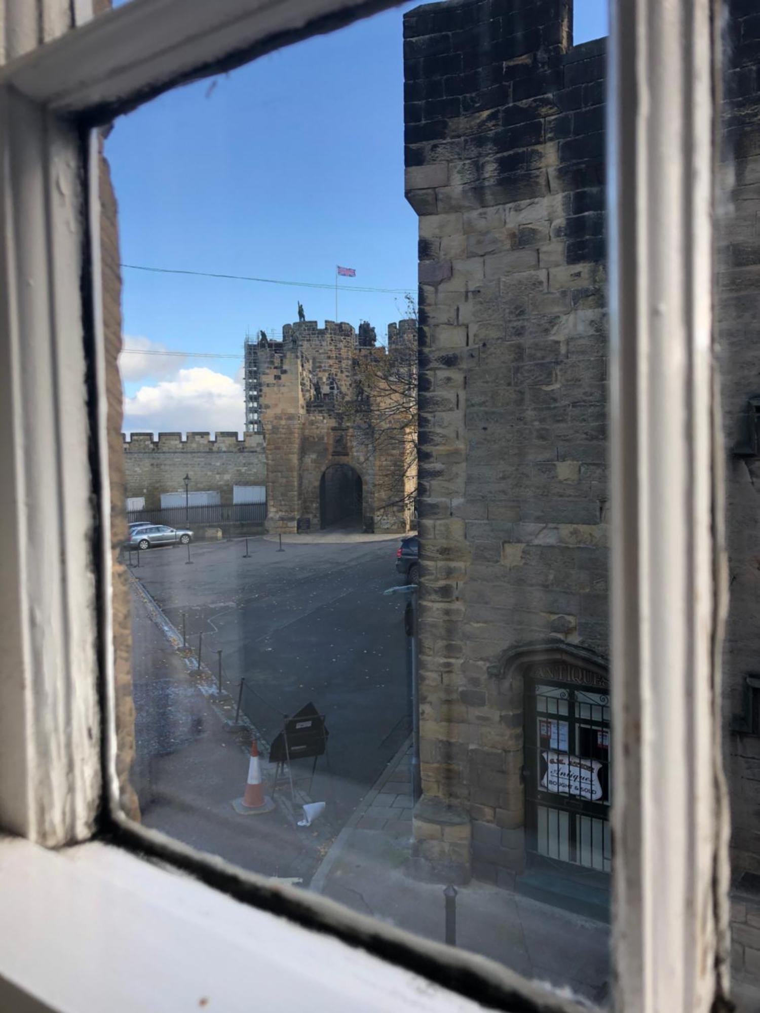 Lionsgate View - Luxury Apartment Opposite Alnwick Castle ภายนอก รูปภาพ