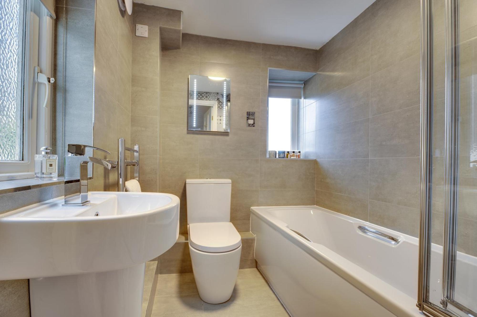 Lionsgate View - Luxury Apartment Opposite Alnwick Castle ภายนอก รูปภาพ