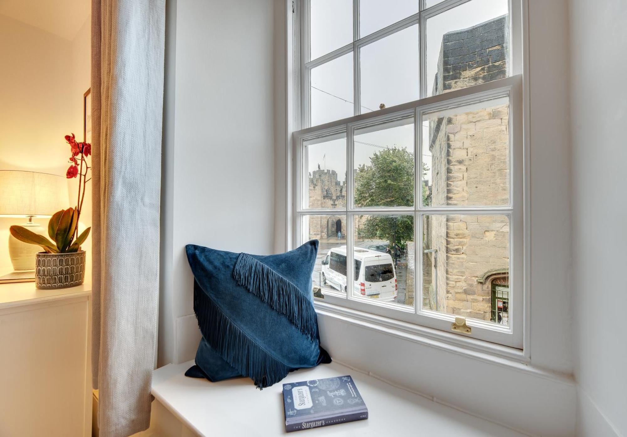 Lionsgate View - Luxury Apartment Opposite Alnwick Castle ภายนอก รูปภาพ
